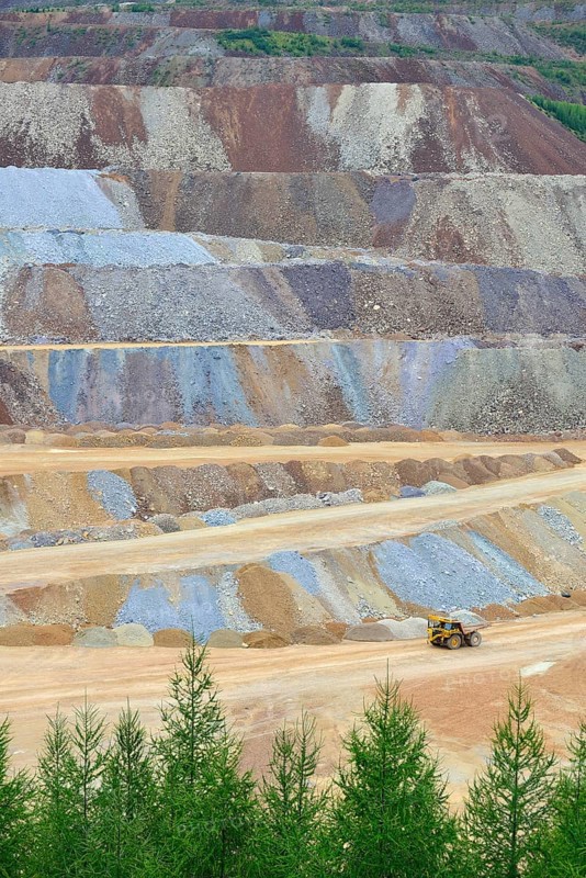 Dump Truck in ore mining