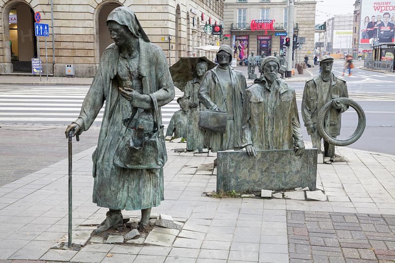 Monument to the Anonymous Pedestrians