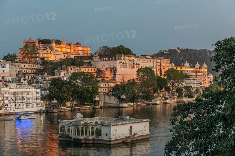 City Palace of the Maharaja on Lake Pichola