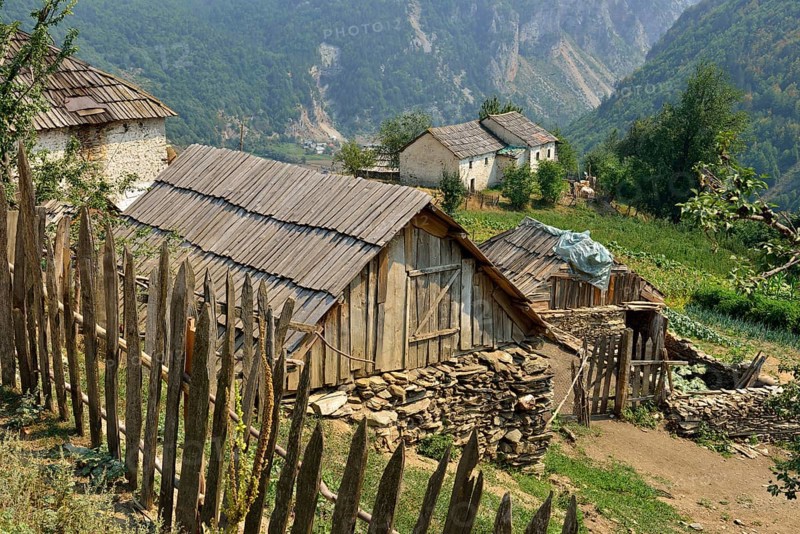 Old farmhouse in Cerem
