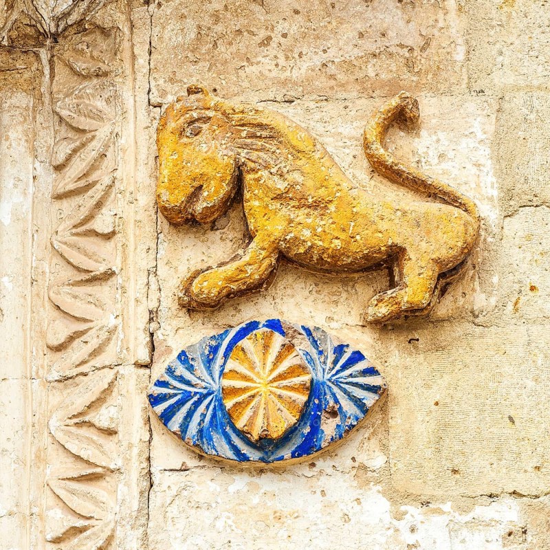 Lion decorating a wall