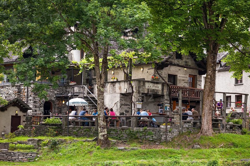 Guests on the garden terrace