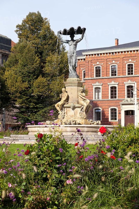Muschelminna-Brunnen fountain on Postplatz square