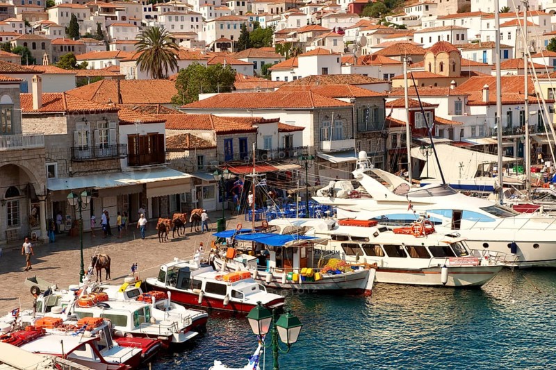 The historic port of Hydra