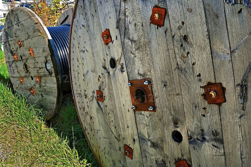 Cable reels