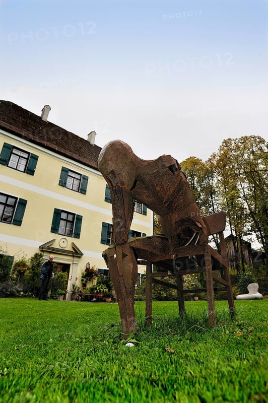 Sculpture by Peter Heel