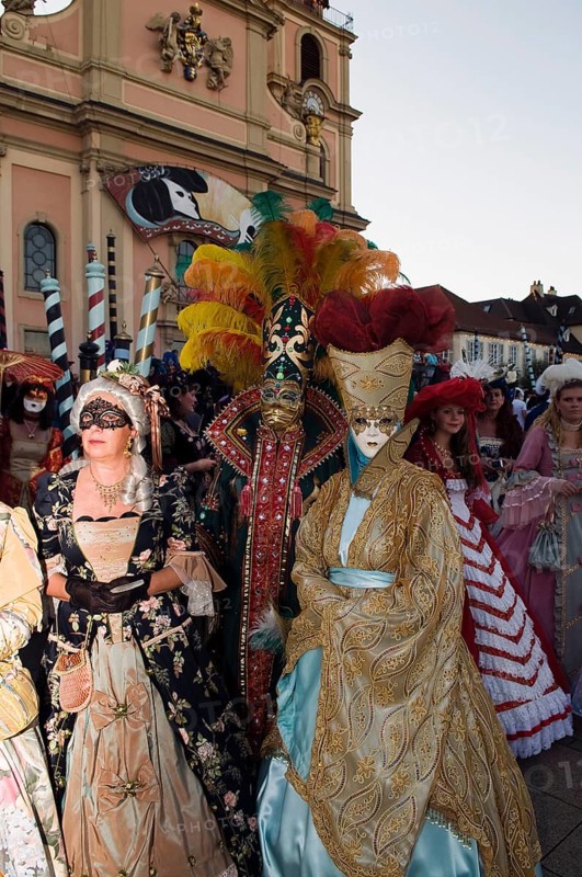 People in Baroque costumes