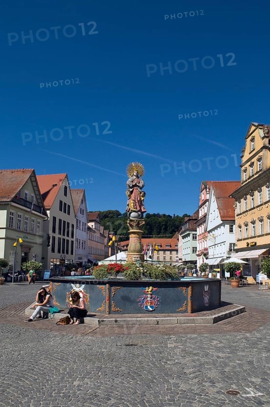 Marienbrunnen fountain with column from the Renaissance