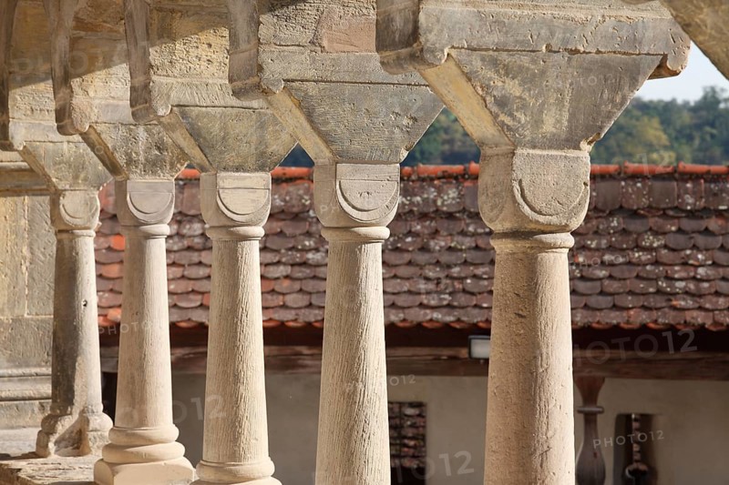 Romanesque arcades