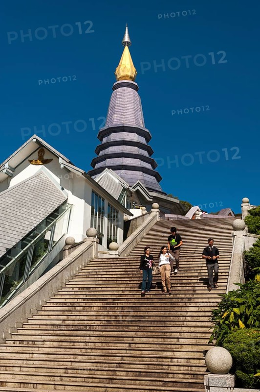 People on the stairs
