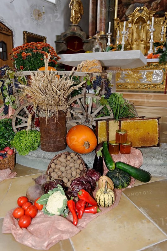 Thanksgiving altar