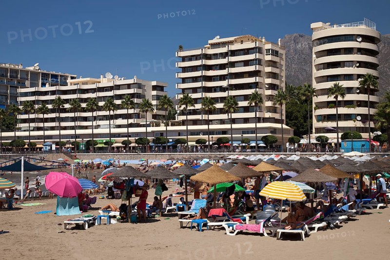 Hotels and apartment houses behind the beach