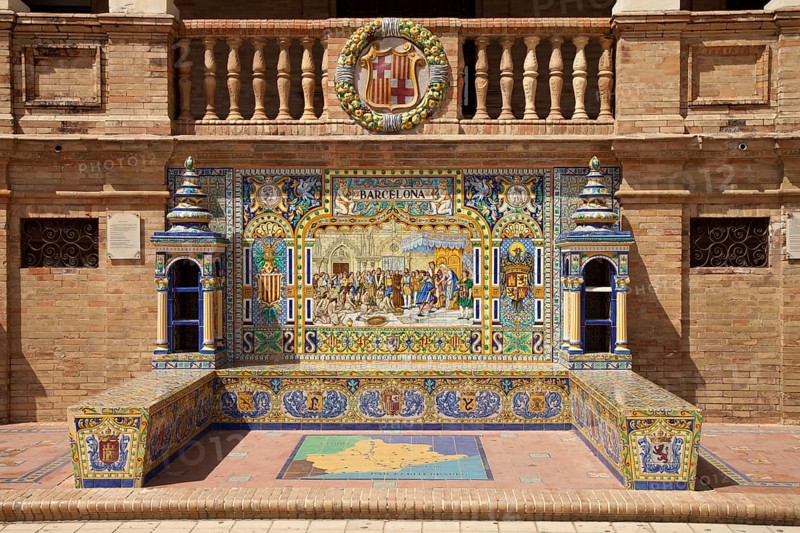 Tiled image and map of Barcelona in the Plaza de Espana