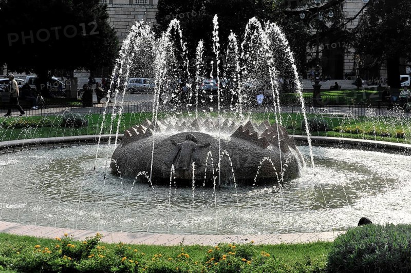 Muenchner Kindl fountain