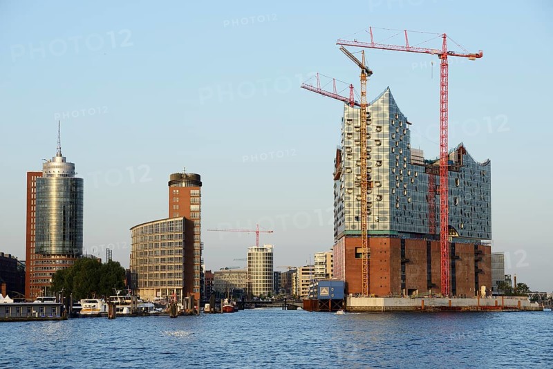 Elbe Philharmonic Hall under construction Kehrwiederspitze