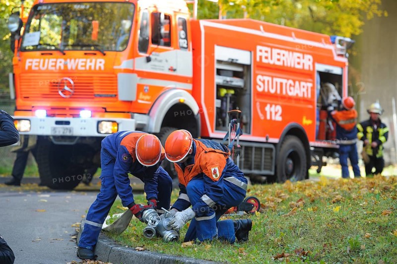 Final fire service drill of the young Stuttgart firefighters in autumn