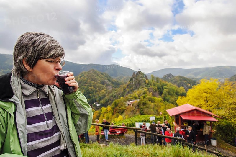 A woman enjoying a cup of Federroter