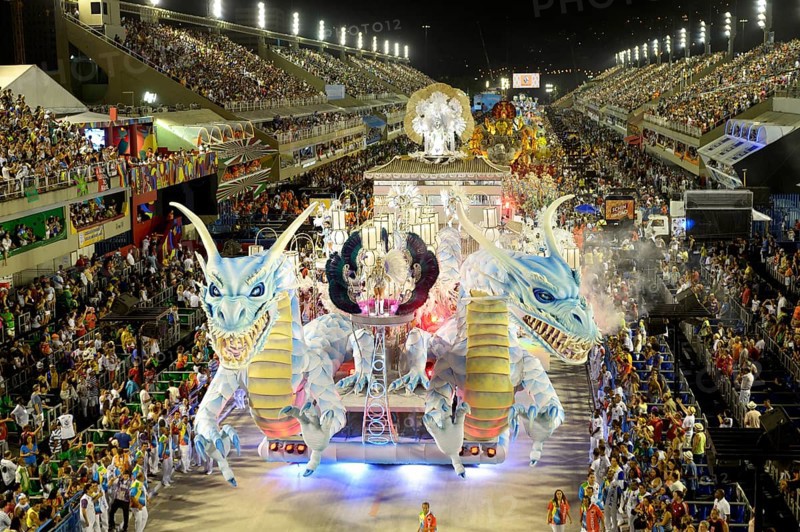 Allegorical float of the samba school Inocentes de Belford Rocho