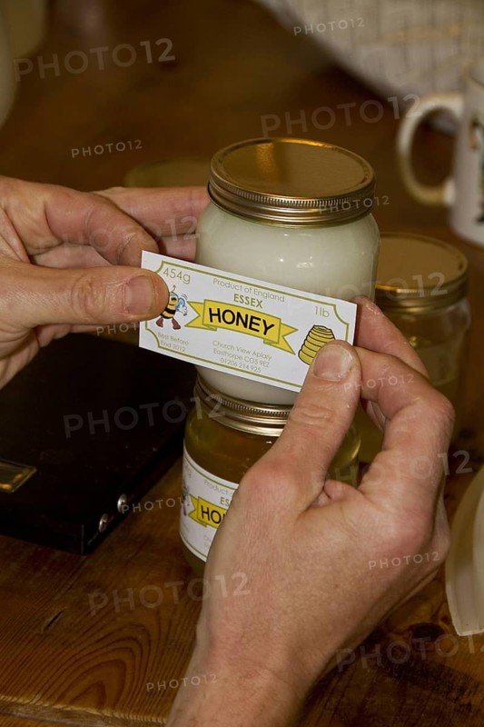 Labelling up a pot of borage honey