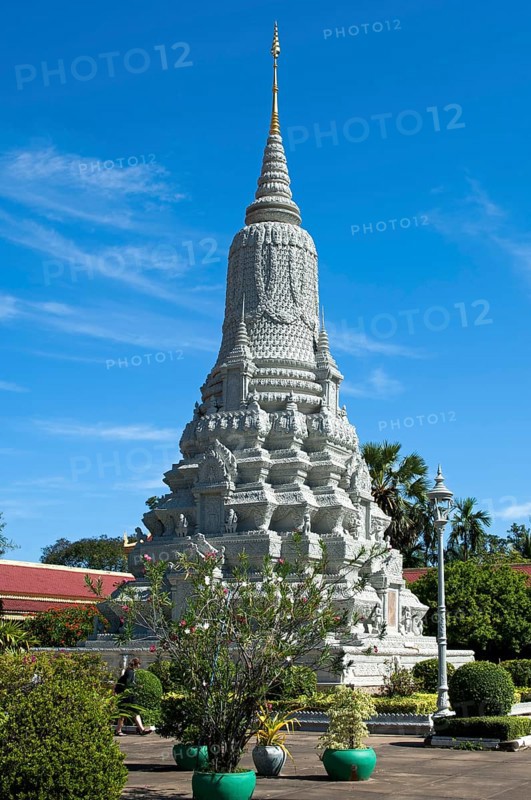 Stupa by King Norodom I. on the grounds of the Royal Palace