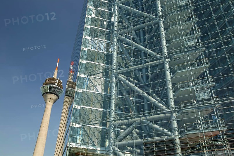 Stadttor skyscraper