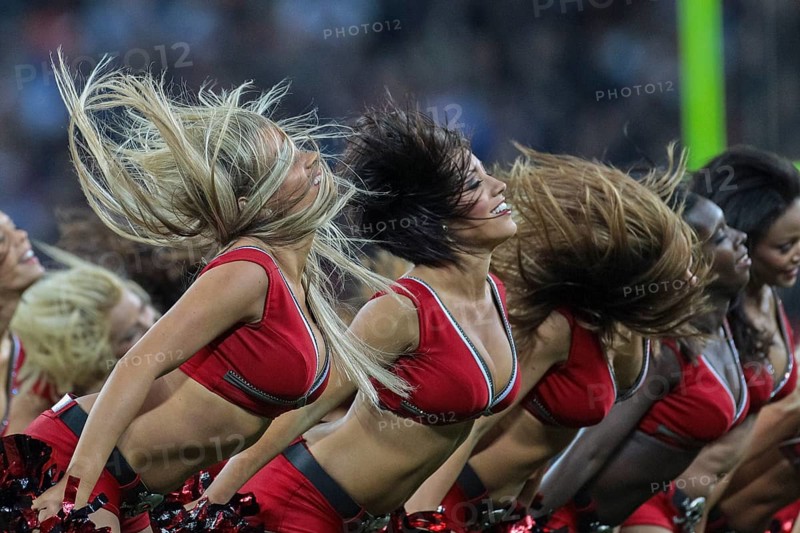 Cheerleaders of the Tampa Bay Buccaneers dance during the NFL International game between the Tampa Bay Buccaneers and the Chicago Bears on October 23