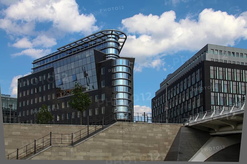 Modern architecture at the Spree river