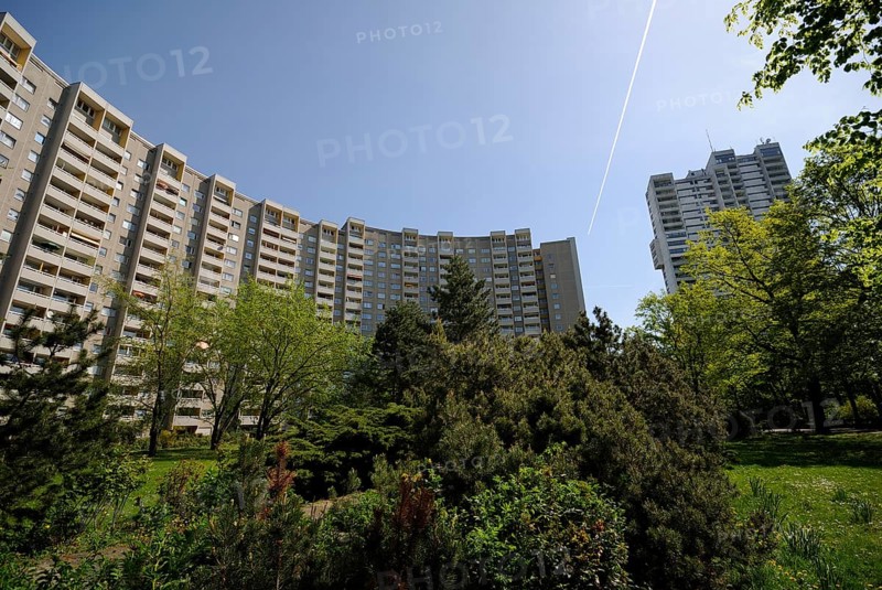 18-story apartment building designed by Walter Gropius