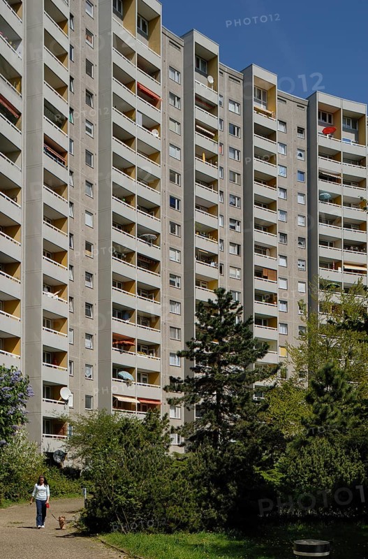 18-story apartment building designed by Walter Gropius