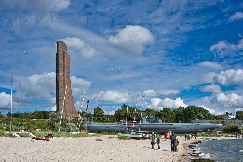 The Navy memorial with the U995 submarine