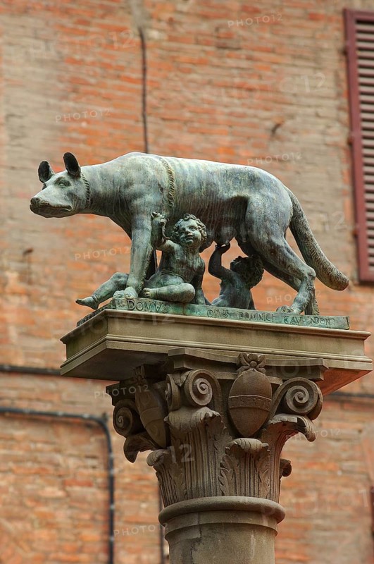 Romulus and Remus statue
