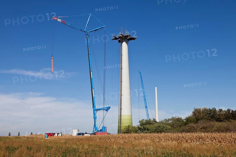 Construction of an Enercon E82 wind turbine