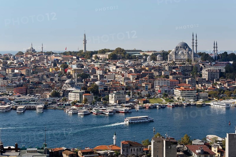 Golden Horn with the Eminonu neighbourhood