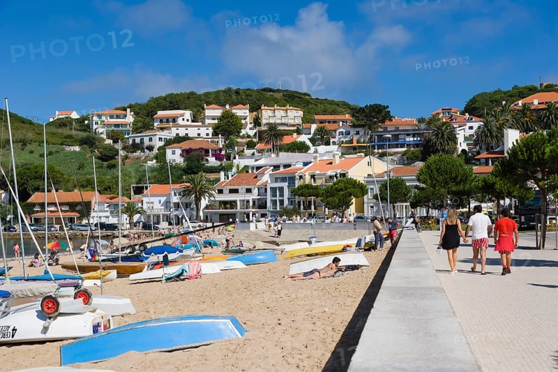 Sao Martinho do Porto beach
