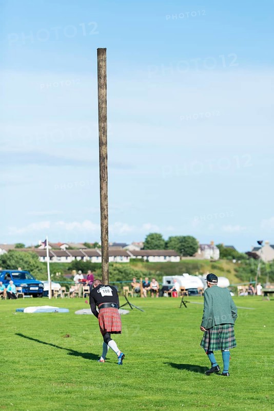 Caber toss