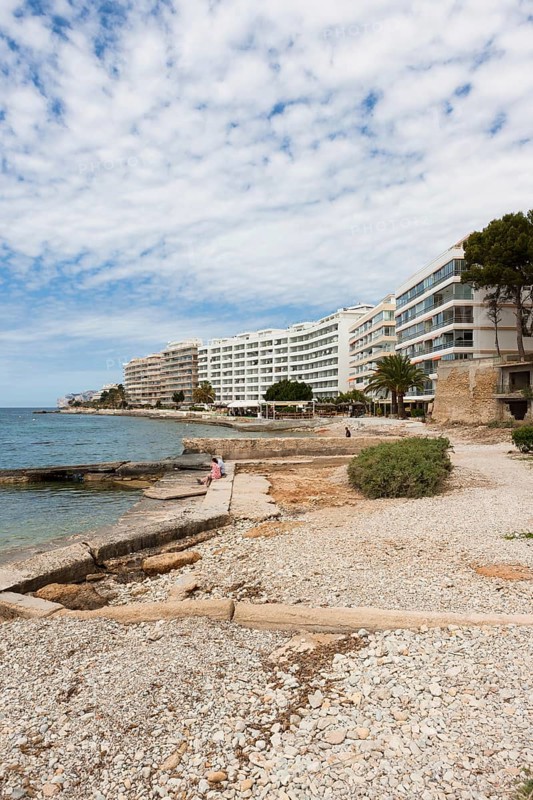 Hotel complexes along the bay of Santa Ponsa