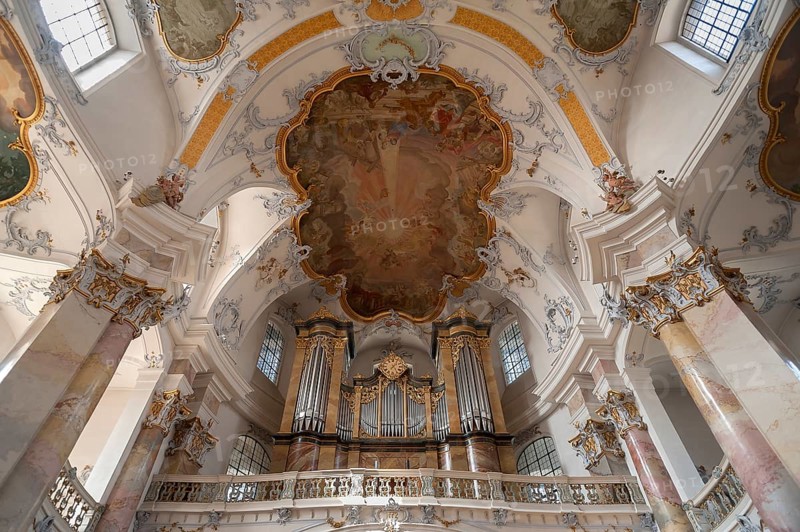 Organ loft with the Rieger organ