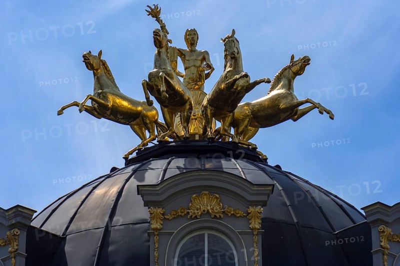 Golden Quadriga on the roof of the New Palace from 1753