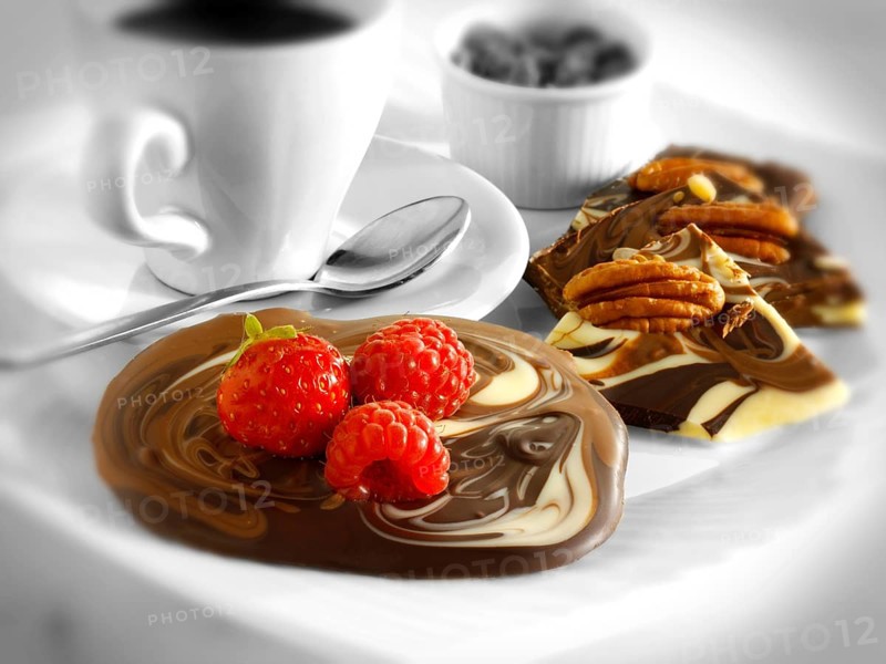Chocolate biscuits and coffee