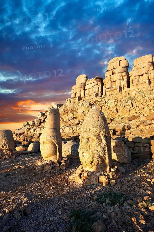 Statues around the tomb of Commagene King Antochus 1 on top of Mount Nemrut