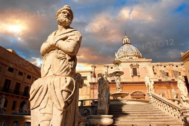 Fountain of Piazza Pretoria by Florentine Mannerist sculptor Francesco Camilliani