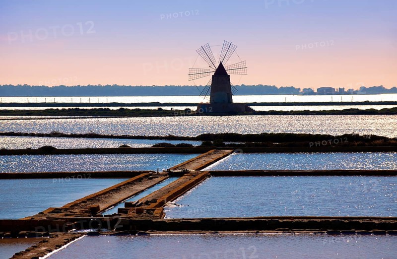 Saline Ettore Infersa windmill