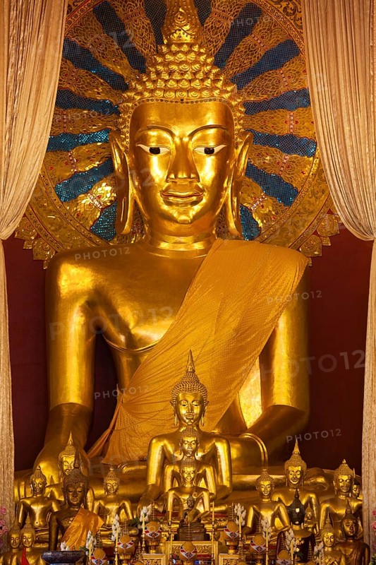 Buddha statues in Viharn Luang of Wat Phra Singh