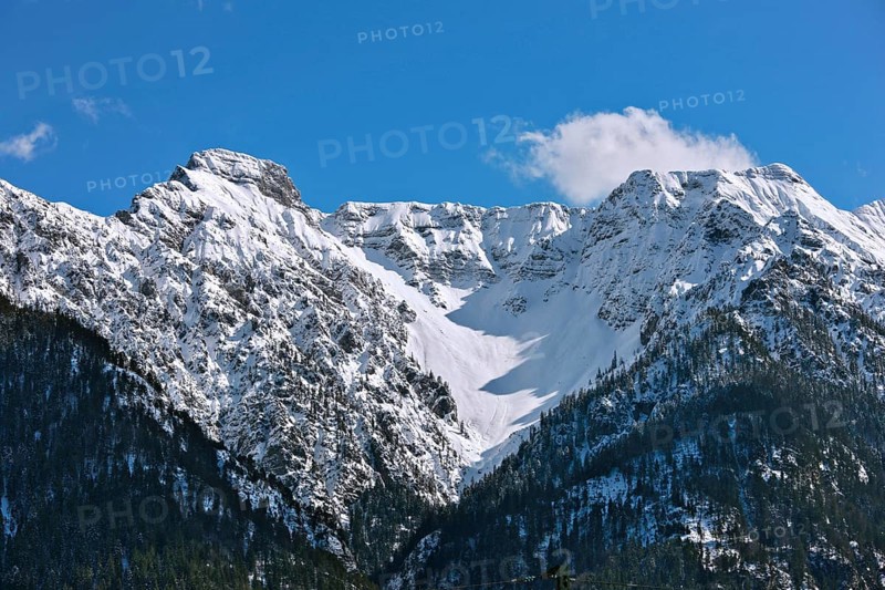 Hohe Kiste Mountain and Archtalkopf Mountain