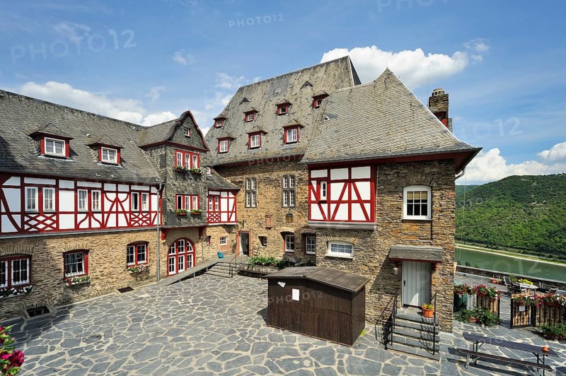 Youth hostel and castle Burg Stahleck
