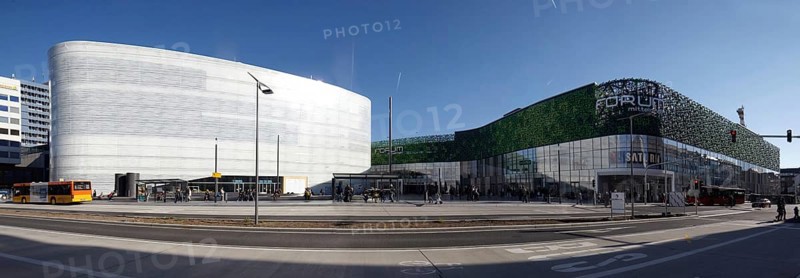 Zentralplatz square with the Forum Confluentes cultural centre and the Forum Mittelrhein shopping centre