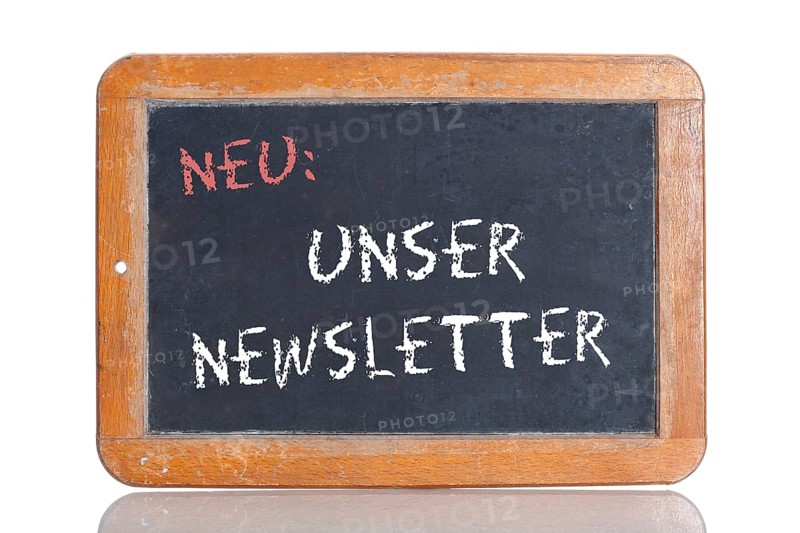 Old school blackboard with the words NEU: UNSER NEWSLETTER