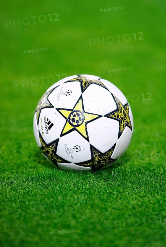 Adidas Champions League ball