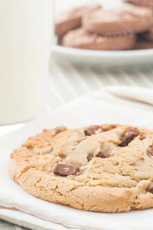 Chocolate chip cookies and a glass of milk