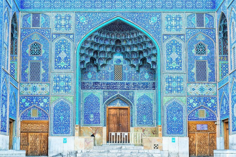 Ornamental tile pattern